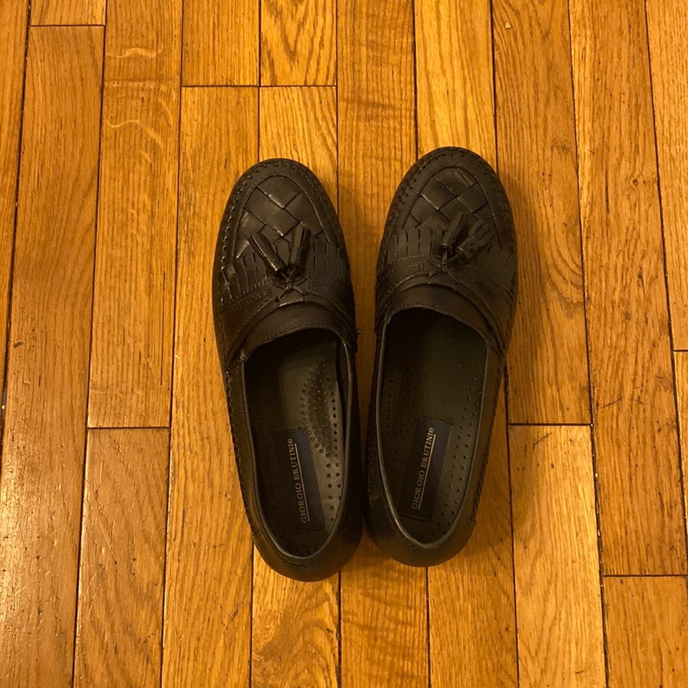 Giorgio Brutini black loafers. Men’s 8.5.